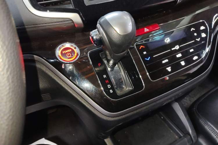 Used Honda Odyssey 2021 2.0L Rui·Comfort Edition Gear Lever