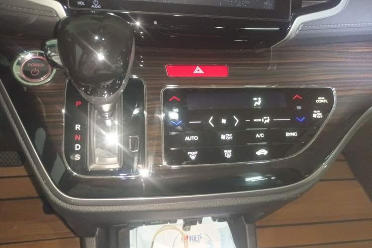 Used Honda Odyssey 2021 2.0L Rui·Luxury Edition Gear Lever