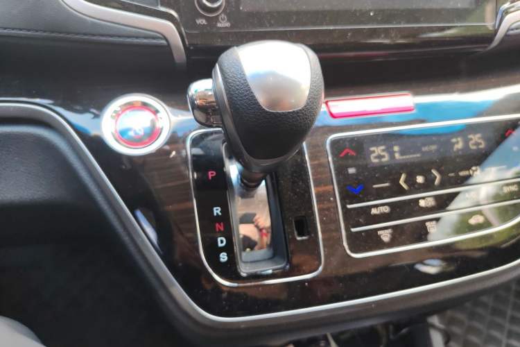 Used Honda Odyssey 2021 2.0L Rui·Luxury Edition Gear Lever