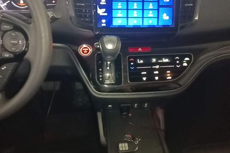 Used Honda Odyssey 2021 2.0L Rui-Changxiang Edition Gear Lever
