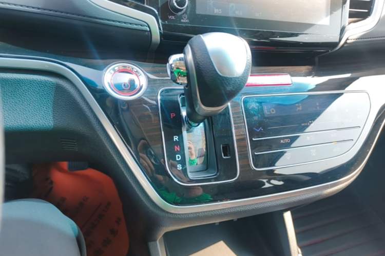 Used Honda Odyssey 2021 2.0L Rui-Changxiang Edition Gear Lever