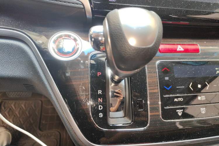 Used Honda Odyssey 2021 2.0L Rui·Smart Edition Gear Lever