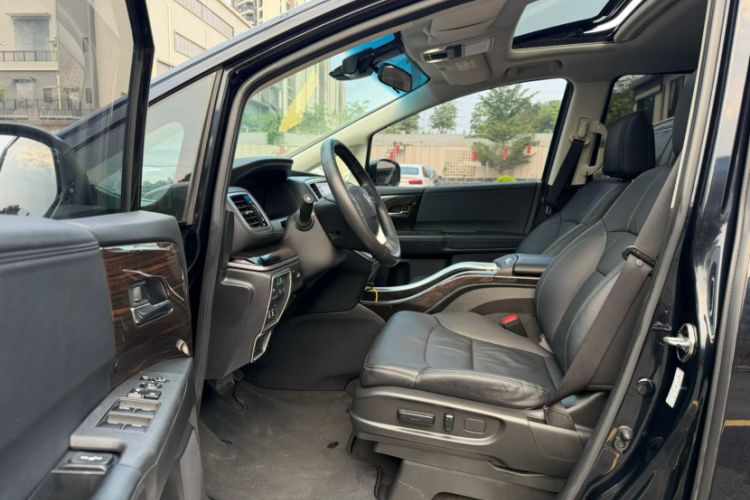Used Honda Odyssey 2021 2.0L Rui·Luxury Edition Interior 3
