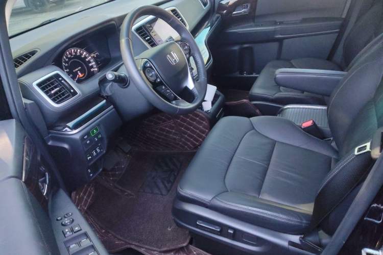 Used Honda Odyssey 2021 2.0L Rui·Luxury Edition Left Front Seat