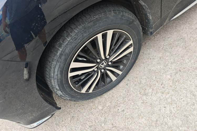 Used Honda Odyssey 2021 2.0L Rui·Luxury Edition Left Front Wheel Hub