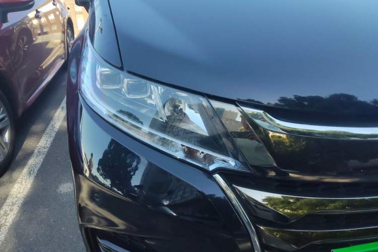 Used Honda Odyssey 2021 2.0L Rui·Luxury Edition Right Front Headlight