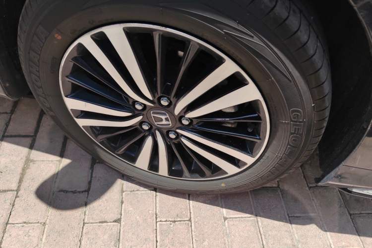Used Honda Odyssey 2021 2.0L Rui·Luxury Edition Right Front Wheel Hub