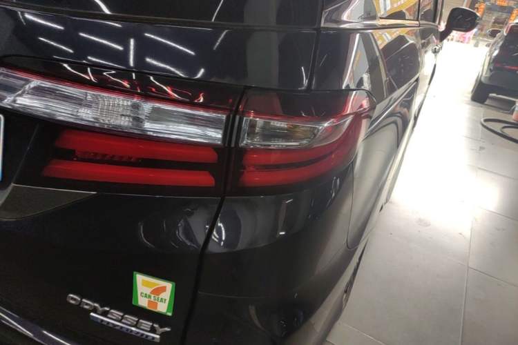 Used Honda Odyssey 2021 2.0L Rui·Smart Edition Right Rear Taillight