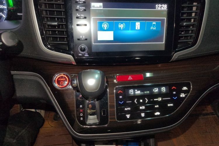 Used Honda Odyssey 2021 2.0L Rui·Luxury Edition Audio And AC Panel