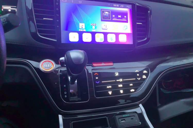 Used Honda Odyssey 2021 2.0L Rui·Comfort Edition Audio And AC Panel