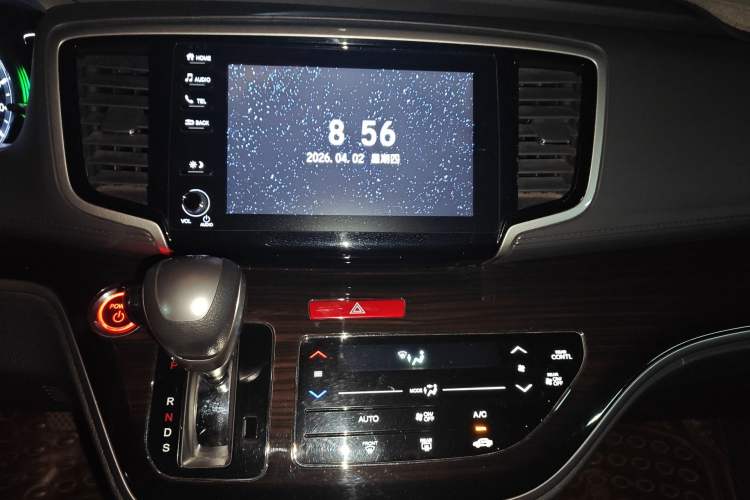 Used Honda Odyssey 2021 2.0L Rui·Comfort Edition Audio And AC Panel