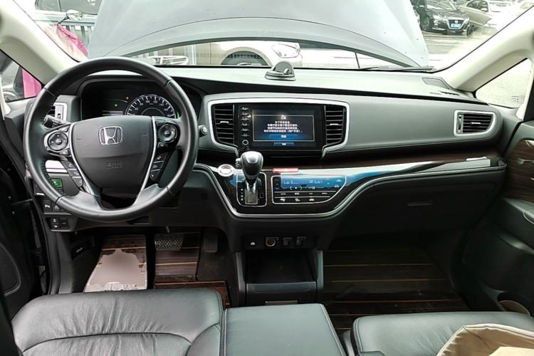 Used Honda Odyssey 2021 2.0L Rui·Supreme Edition Center Console
