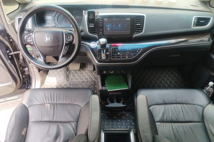 Used Honda Odyssey 2021 2.0L Rui·Luxury Edition Center Console