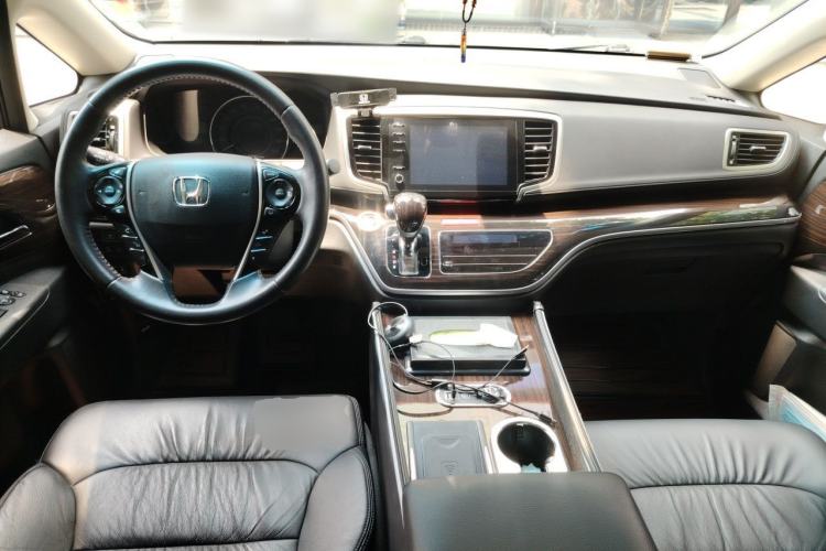 Used Honda Odyssey 2021 2.0L Rui·Luxury Edition Center Console