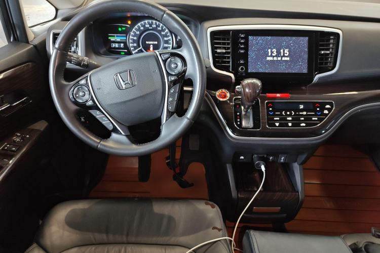 Used Honda Odyssey 2021 2.0L Rui·Luxury Edition Center Console