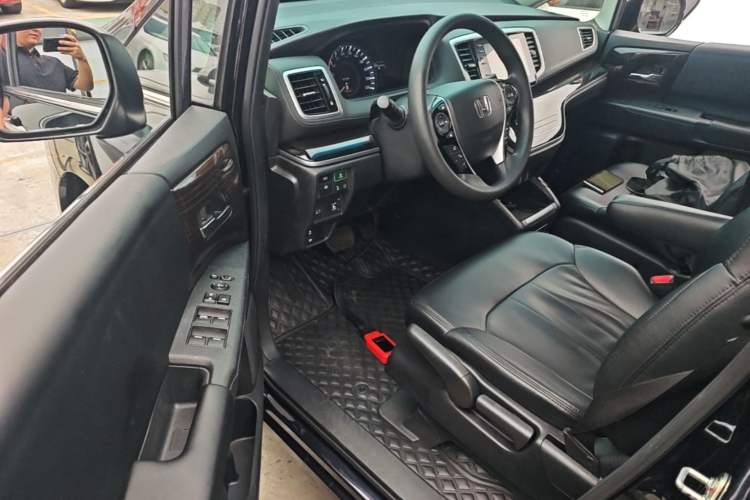 Used Honda Odyssey 2021 2.0L Rui-Changxiang Edition Driver Seat