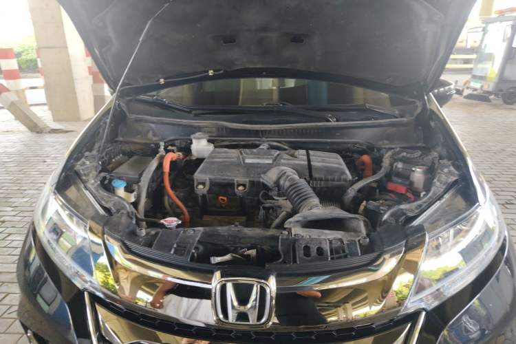 Used Honda Odyssey 2021 2.0L Rui·Comfort Edition Engine Bay