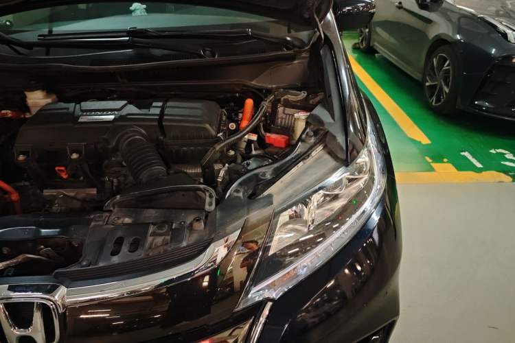 Used Honda Odyssey 2021 2.0L Rui·Luxury Edition Engine Bay Left