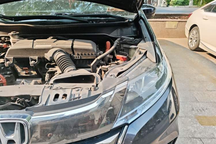 Used Honda Odyssey 2021 2.0L Rui·Comfort Edition Engine Bay Left