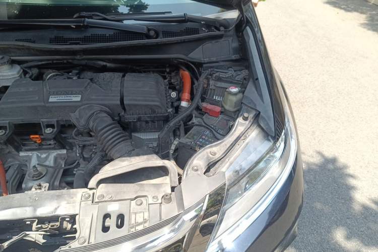 Used Honda Odyssey 2021 2.0L Rui·Comfort Edition Engine Bay Left