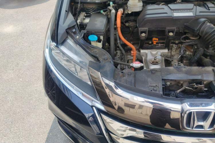 Used Honda Odyssey 2021 2.0L Rui·Luxury Edition Engine Bay Right
