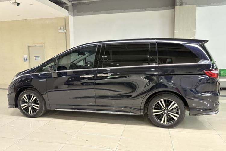 Used Honda Odyssey 2021 2.0L Rui·Luxury Edition Exterior 1