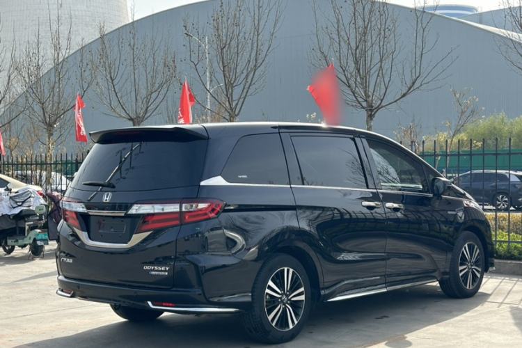 Used Honda Odyssey 2021 2.0L Rui·Luxury Edition Exterior 4