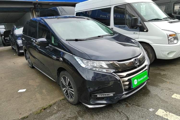 Used Honda Odyssey 2021 2.0L Rui·Supreme Edition Front Right 45 Deg
