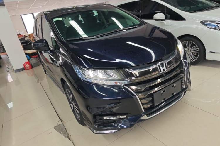 Used Honda Odyssey 2021 2.0L Rui·Supreme Edition Front Right 45 Deg