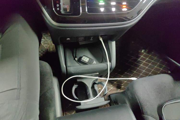 Used Honda Odyssey 2021 2.0L Rui-Changxiang Edition Gear Lever