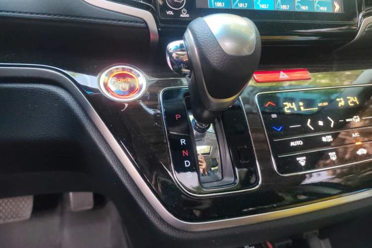 Used Honda Odyssey 2021 2.0L Rui·Luxury Edition Gear Lever