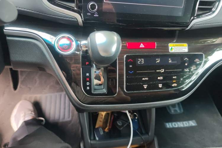 Used Honda Odyssey 2021 2.0L Rui-Changxiang Edition Gear Lever