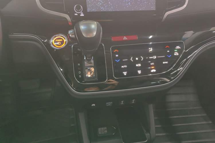 Used Honda Odyssey 2021 2.0L Rui·Smart Edition Gear Lever