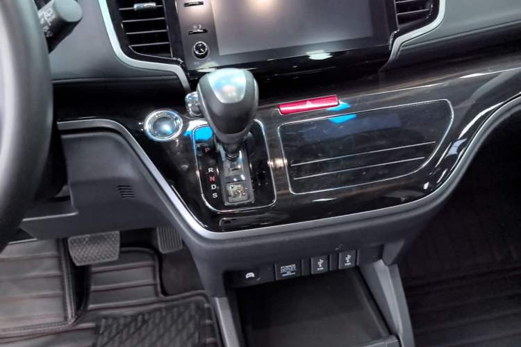 Used Honda Odyssey 2021 2.0L Rui·Luxury Edition Gear Lever