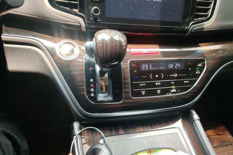 Used Honda Odyssey 2021 2.0L Rui·Luxury Edition Gear Lever