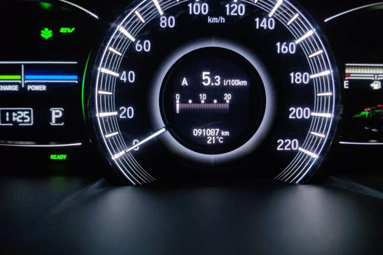 Used Honda Odyssey 2021 2.0L Rui-Changxiang Edition Odometer Close Up