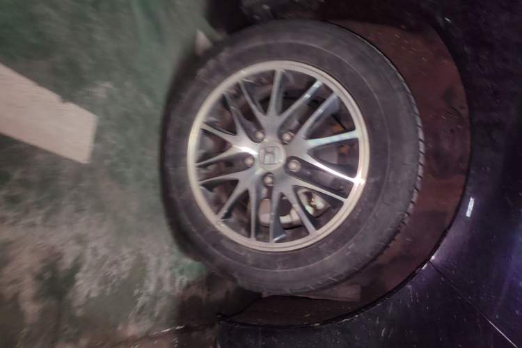 Used Honda Odyssey 2021 2.0L Rui·Comfort Edition Right Front Wheel Hub