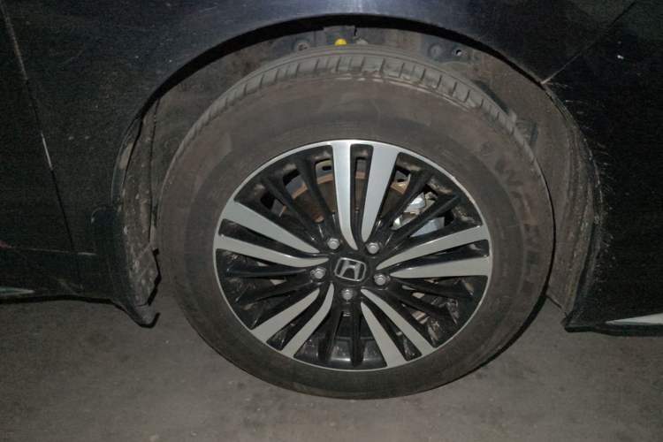 Used Honda Odyssey 2021 2.0L Rui·Luxury Edition Right Front Wheel Hub