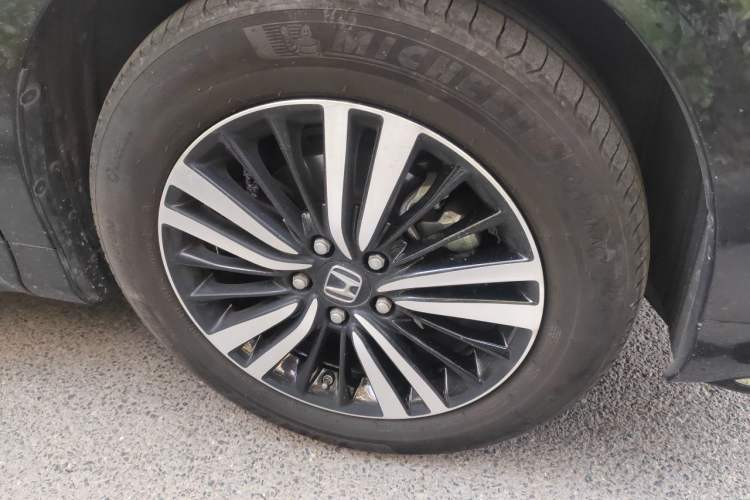 Used Honda Odyssey 2021 2.0L Rui·Luxury Edition Right Front Wheel Hub