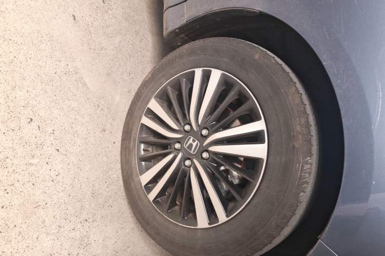 Used Honda Odyssey 2021 2.0L Rui·Luxury Edition Right Front Wheel Hub