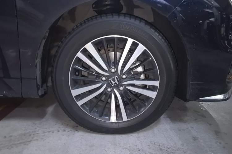 Used Honda Odyssey 2021 2.0L Rui·Smart Edition Right Front Wheel Hub
