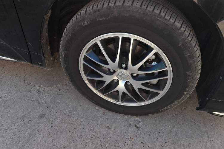 Used Honda Odyssey 2021 2.0L Rui·Comfort Edition Right Front Wheel Hub
