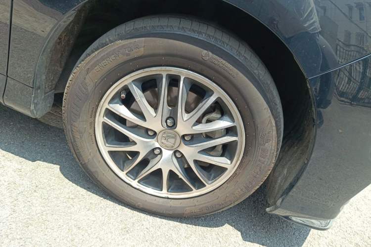 Used Honda Odyssey 2021 2.0L Rui·Comfort Edition Right Front Wheel Hub