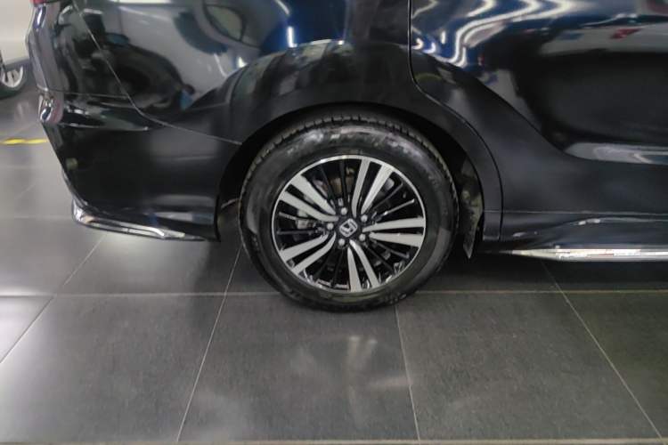 Used Honda Odyssey 2021 2.0L Rui·Smart Edition Right Rear Wheel Hub