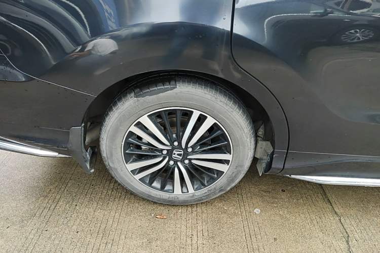 Used Honda Odyssey 2021 2.0L Rui·Supreme Edition Right Rear Wheel Hub