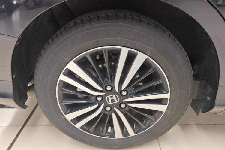 Used Honda Odyssey 2021 2.0L Rui·Smart Edition Right Rear Wheel Hub