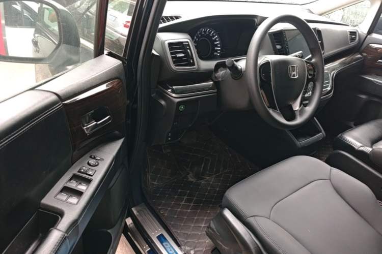 Used Honda Odyssey 2021 2.0L Rui·Comfort Edition Driver Seat