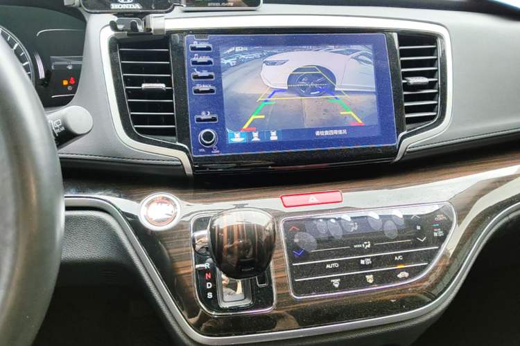 Used Honda Odyssey 2021 2.0L Rui·Comfort Edition Audio And AC Panel