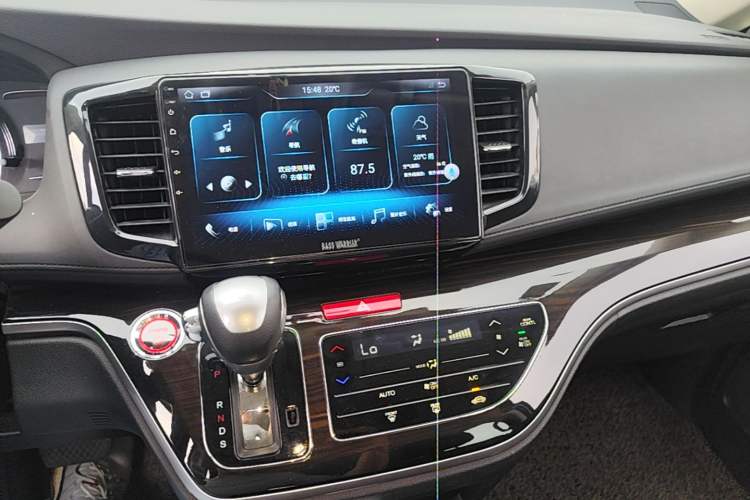 Used Honda Odyssey 2021 2.0L Rui·Comfort Edition Audio And AC Panel