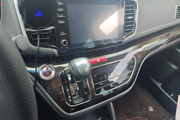 Used Honda Odyssey 2021 2.0L Rui·Smart Edition Audio And AC Panel